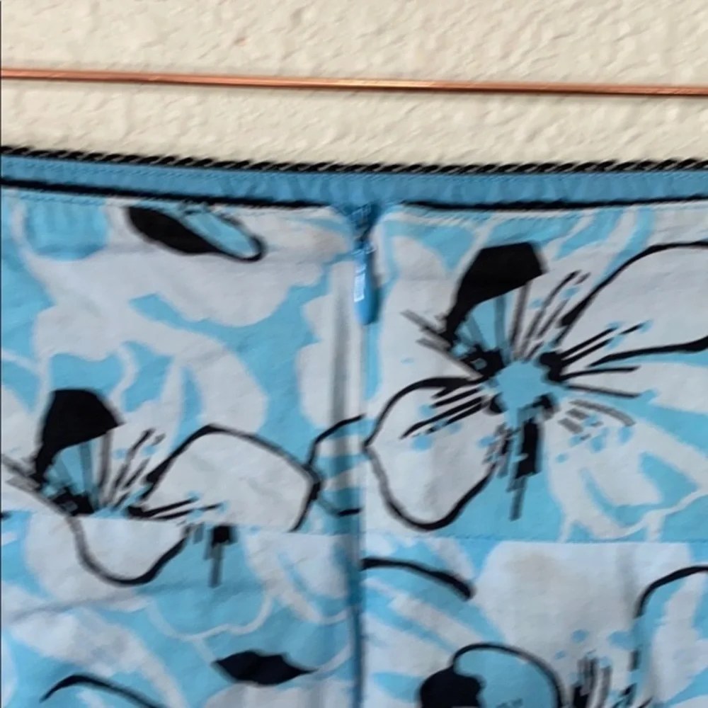 💜💜 New York & Company 100% Cotton Skirt Size 14